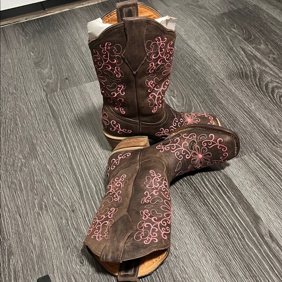 Brown and Pink Embroidered Cowboy Boots - Picture 5 of 5